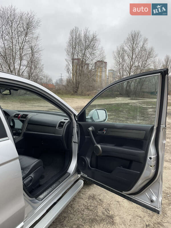 Позашляховик / Кросовер Honda CR-V 2011 в Києві