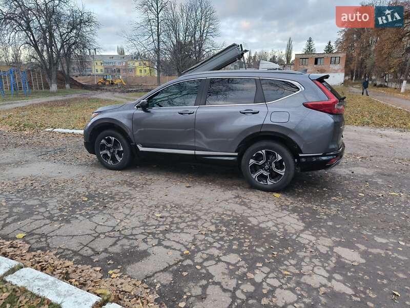 Внедорожник / Кроссовер Honda CR-V 2016 в Полтаве