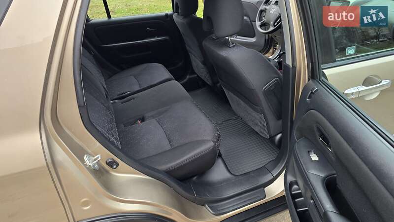 Позашляховик / Кросовер Honda CR-V 2006 в Дніпрі фото 32 Позашляховик / Кросовер Honda CR-V 2006 в Дніпрі