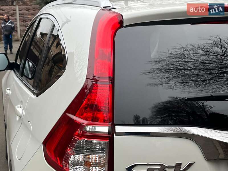 Позашляховик / Кросовер Honda CR-V 2016 в Києві