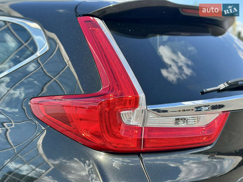 Позашляховик / Кросовер Honda CR-V 2018 в Києві