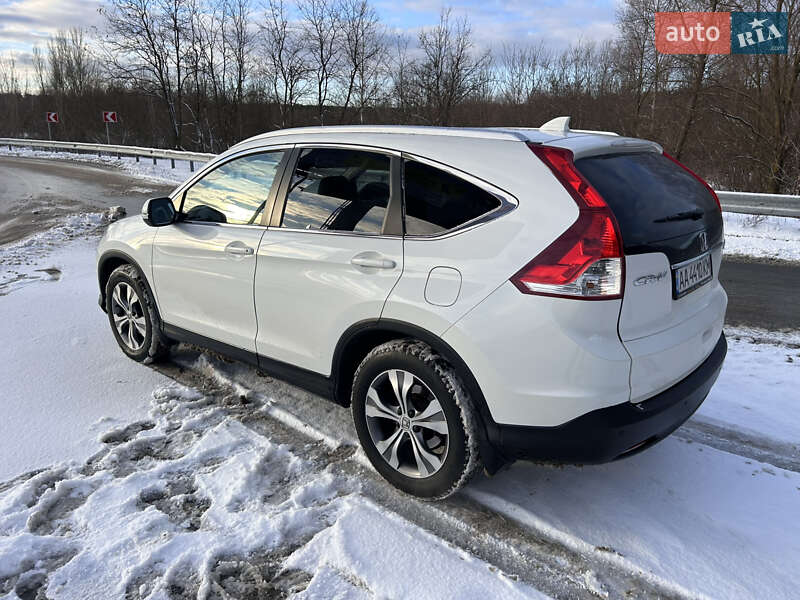 Внедорожник / Кроссовер Honda CR-V 2014 в Киеве