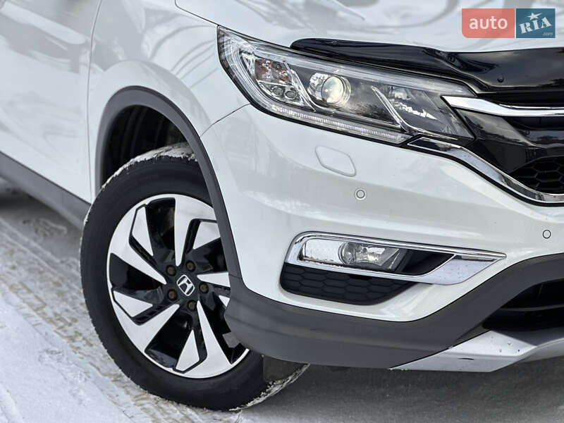 Внедорожник / Кроссовер Honda CR-V 2017 в Киеве