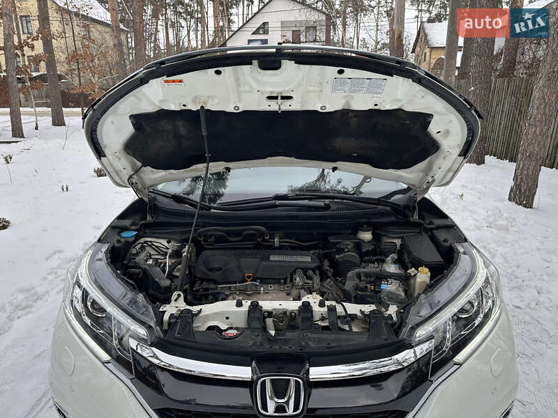 Внедорожник / Кроссовер Honda CR-V 2017 в Киеве