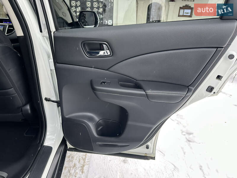 Внедорожник / Кроссовер Honda CR-V 2017 в Киеве