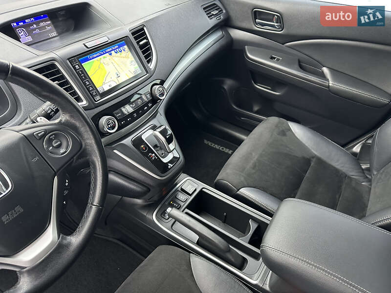 Внедорожник / Кроссовер Honda CR-V 2017 в Киеве