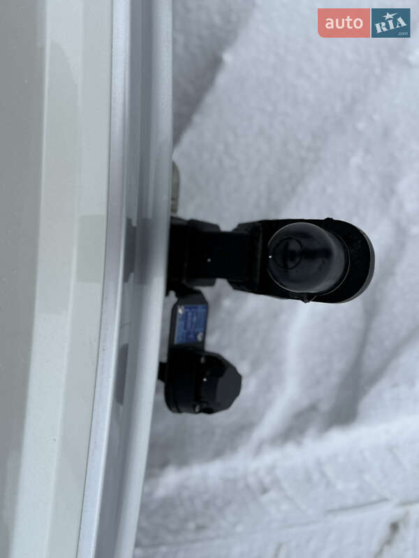 Позашляховик / Кросовер Honda CR-V 2016 в Дніпрі