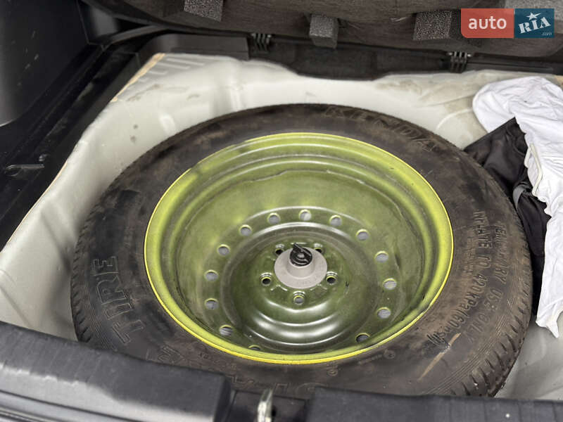 Позашляховик / Кросовер Honda CR-V 2016 в Дніпрі