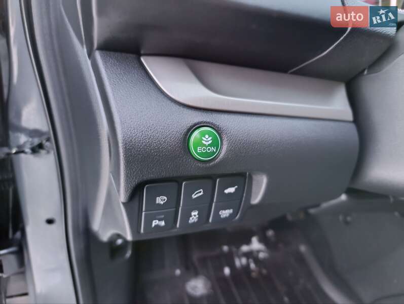 Внедорожник / Кроссовер Honda CR-V 2013 в Радивилове