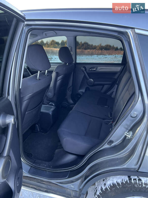 Внедорожник / Кроссовер Honda CR-V 2010 в Радивилове