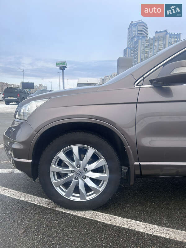 Внедорожник / Кроссовер Honda CR-V 2010 в Киеве