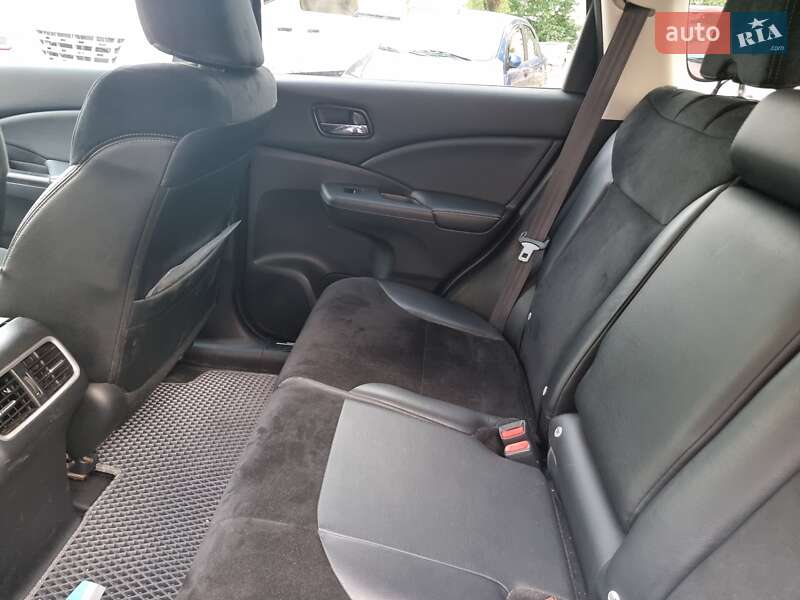 Внедорожник / Кроссовер Honda CR-V 2015 в Киеве