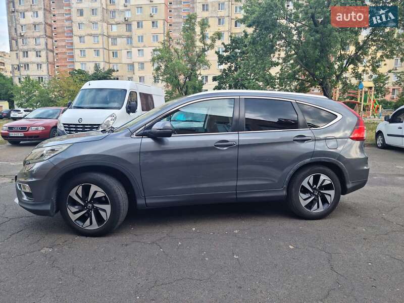 Внедорожник / Кроссовер Honda CR-V 2015 в Киеве