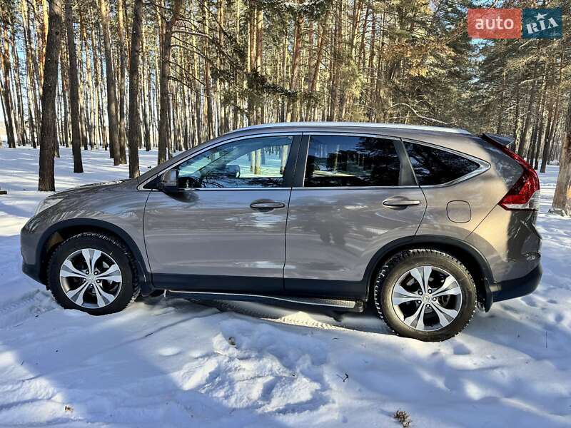 Внедорожник / Кроссовер Honda CR-V 2013 в Харькове