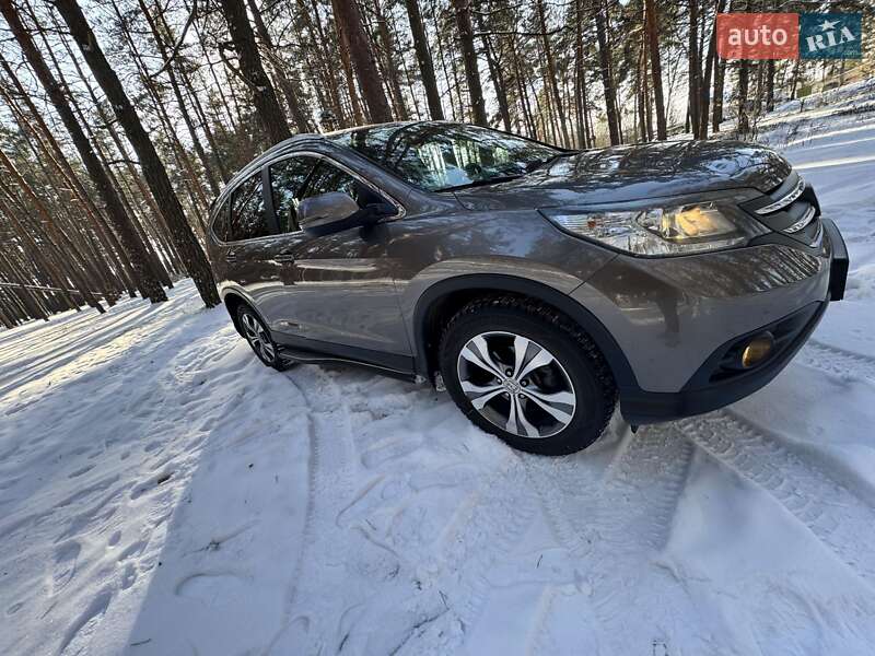 Внедорожник / Кроссовер Honda CR-V 2013 в Харькове