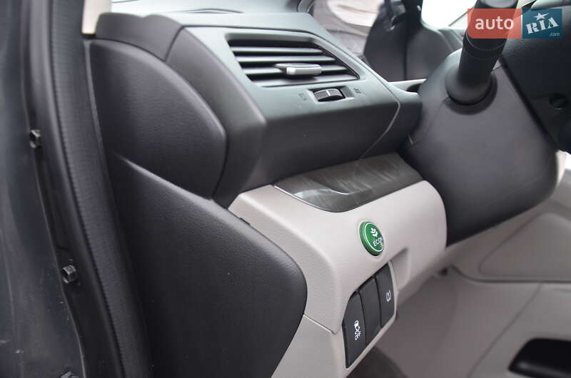 Внедорожник / Кроссовер Honda CR-V 2014 в Дрогобыче