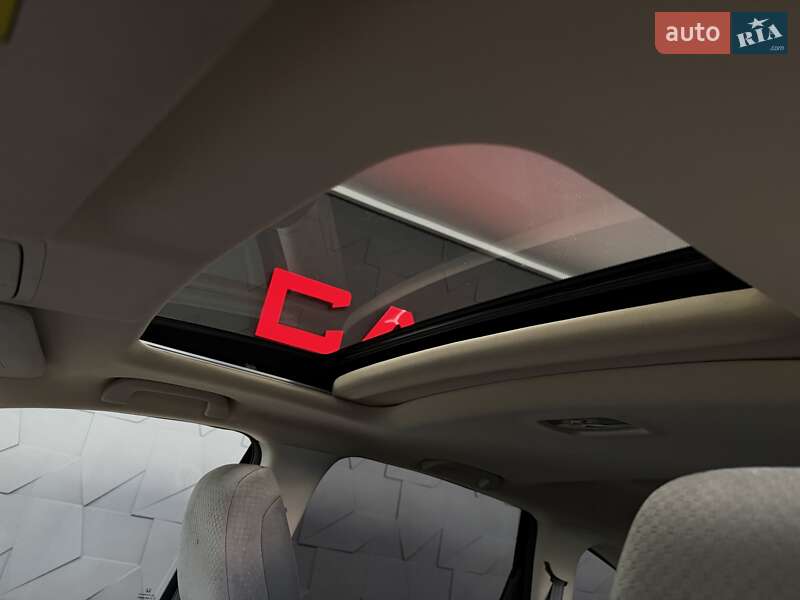 Внедорожник / Кроссовер Honda CR-V 2016 в Тернополе