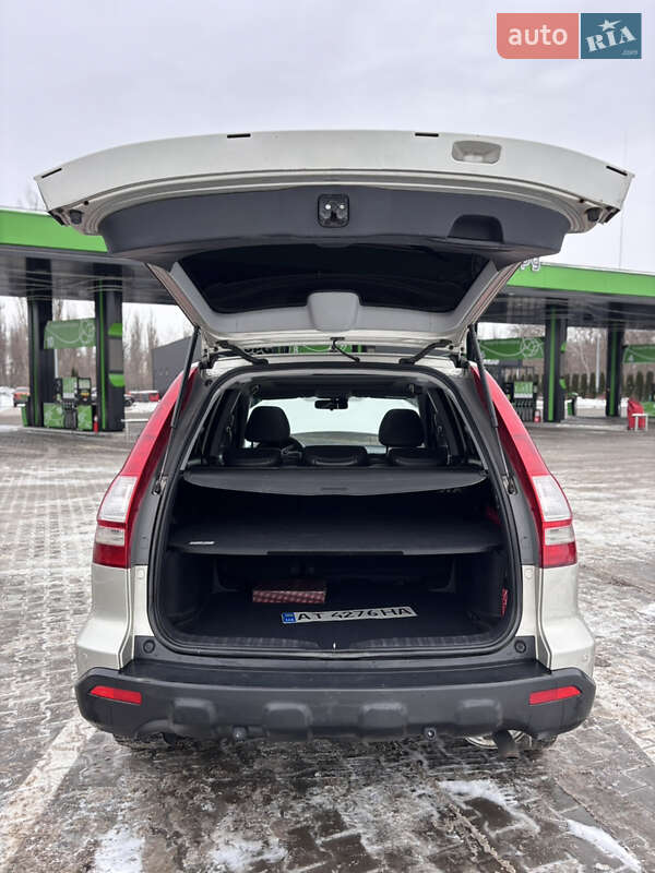 Внедорожник / Кроссовер Honda CR-V 2007 в Кременчуге