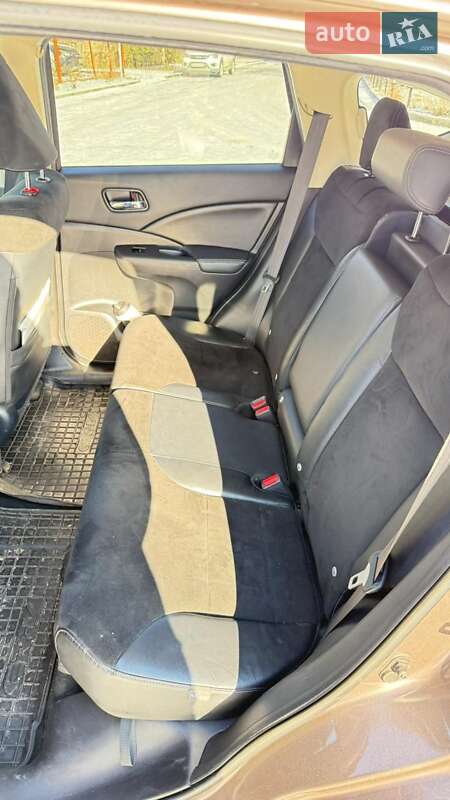 Внедорожник / Кроссовер Honda CR-V 2013 в Полтаве