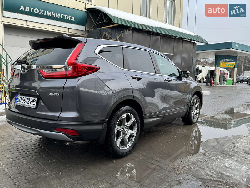 Внедорожник / Кроссовер Honda CR-V 2019 в Тернополе