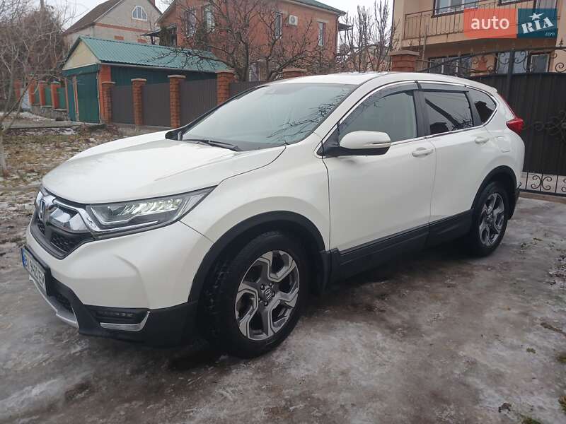 Внедорожник / Кроссовер Honda CR-V 2018 в Полтаве