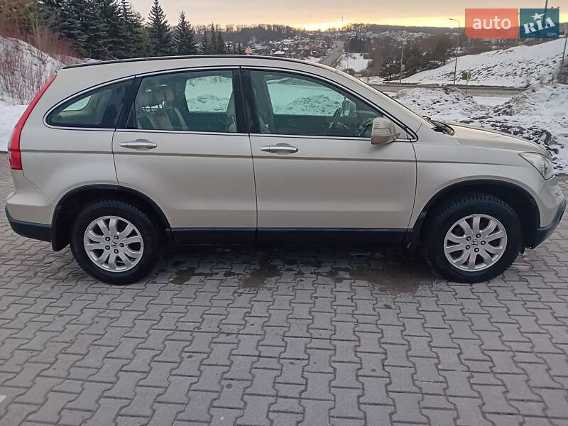 Внедорожник / Кроссовер Honda CR-V 2007 в Тернополе