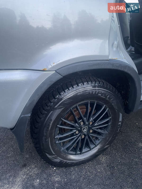 Внедорожник / Кроссовер Honda CR-V 2000 в Яремче