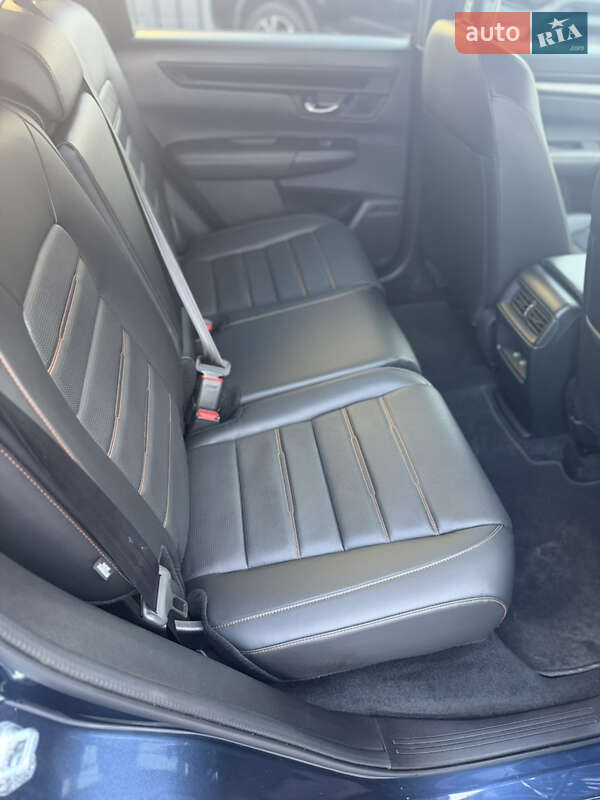 Внедорожник / Кроссовер Honda CR-V 2025 в Ровно