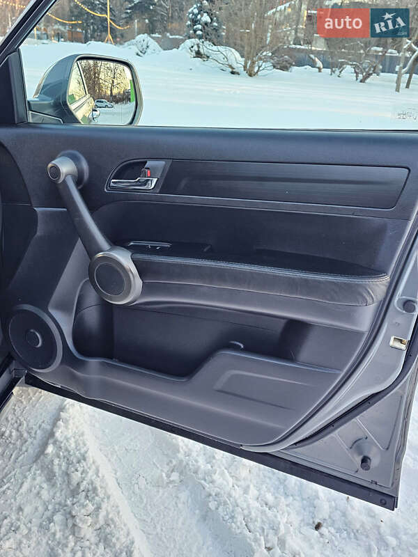 Внедорожник / Кроссовер Honda CR-V 2010 в Киеве