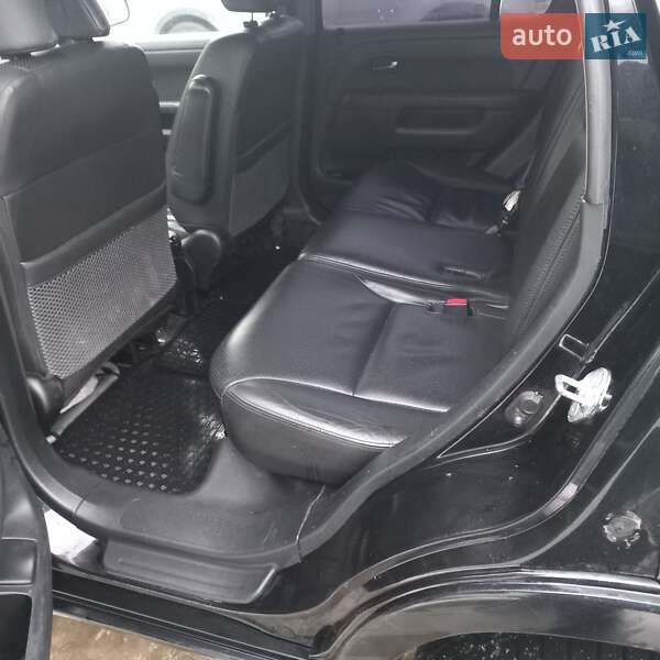 Внедорожник / Кроссовер Honda CR-V 2006 в Сумах