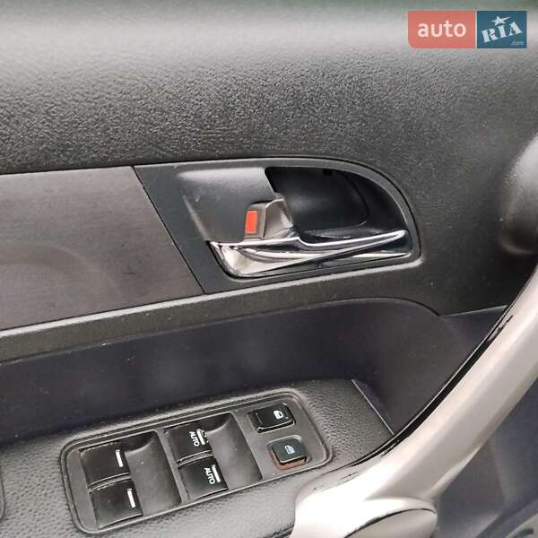Внедорожник / Кроссовер Honda CR-V 2008 в Ивано-Франковске