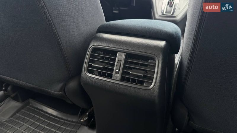 Внедорожник / Кроссовер Honda CR-V 2016 в Черкассах