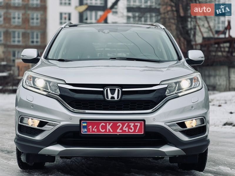 Внедорожник / Кроссовер Honda CR-V 2016 в Ивано-Франковске