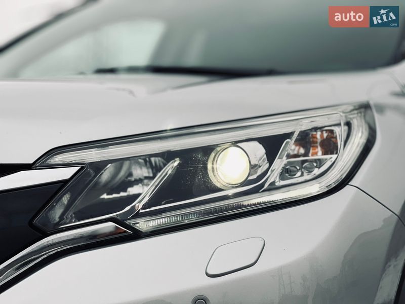 Внедорожник / Кроссовер Honda CR-V 2016 в Ивано-Франковске