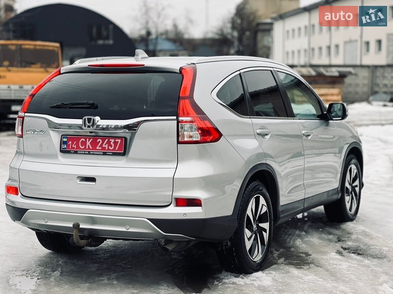 Внедорожник / Кроссовер Honda CR-V 2016 в Ивано-Франковске