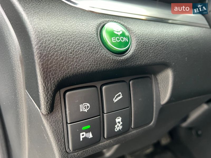 Внедорожник / Кроссовер Honda CR-V 2016 в Ивано-Франковске