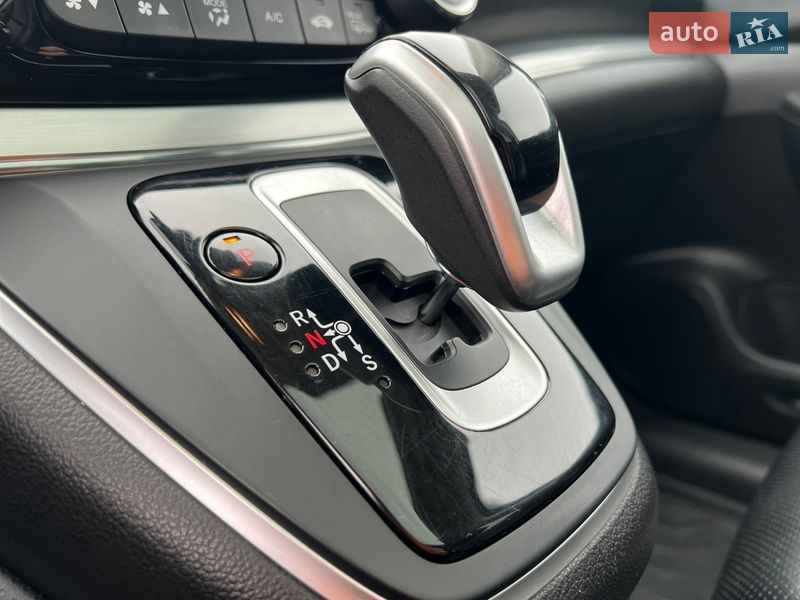 Внедорожник / Кроссовер Honda CR-V 2016 в Ивано-Франковске