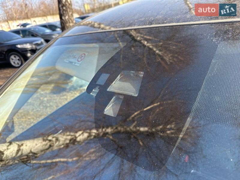 Внедорожник / Кроссовер Honda CR-V 2015 в Луцке