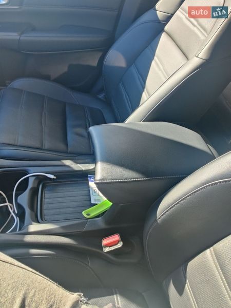 Внедорожник / Кроссовер Honda CR-V 2021 в Святопетровское