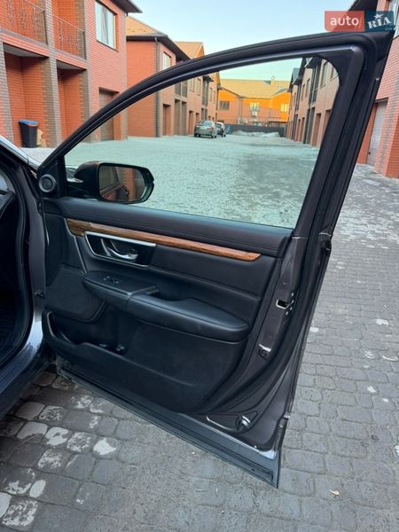 Внедорожник / Кроссовер Honda CR-V 2020 в Виннице