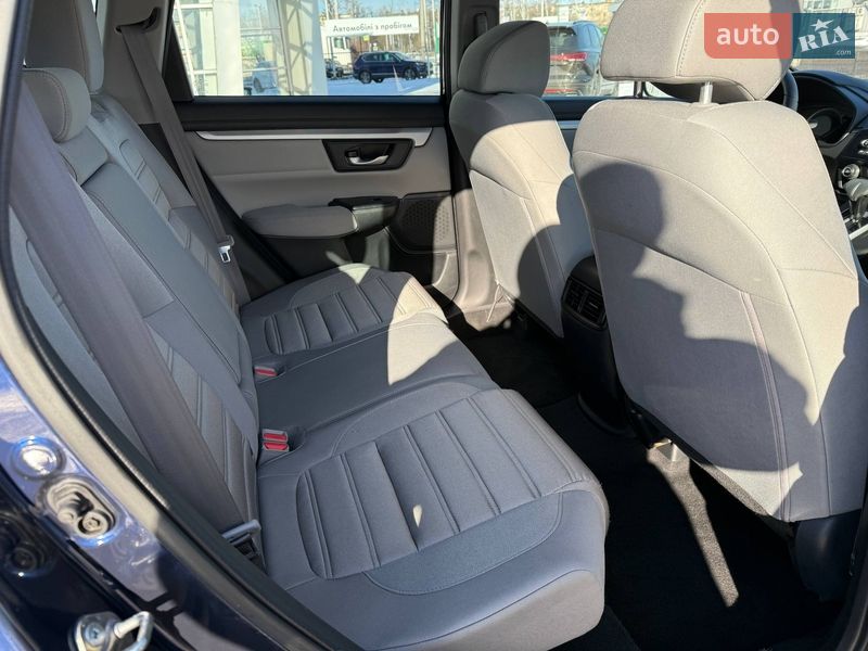 Внедорожник / Кроссовер Honda CR-V 2018 в Полтаве