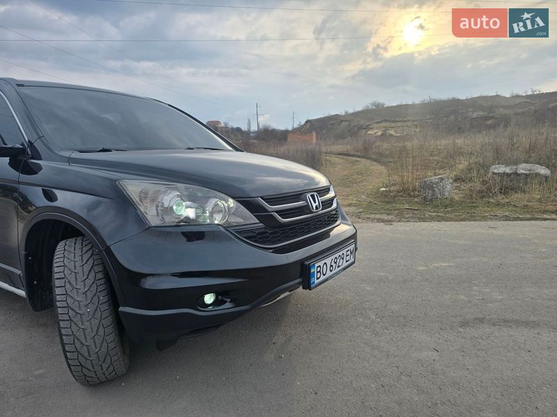 Внедорожник / Кроссовер Honda CR-V 2010 в Тернополе