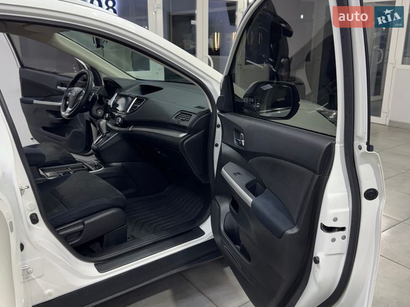 Внедорожник / Кроссовер Honda CR-V 2015 в Харькове