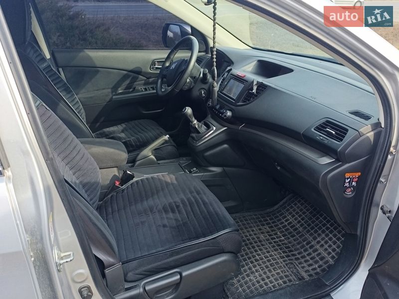 Внедорожник / Кроссовер Honda CR-V 2014 в Ярмолинцах