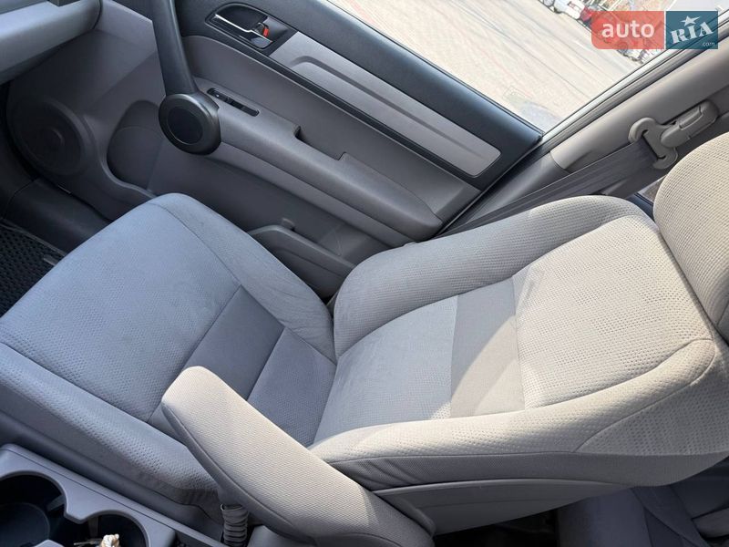 Внедорожник / Кроссовер Honda CR-V 2011 в Днепре