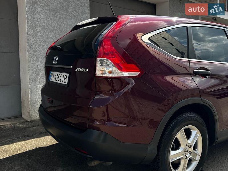 Внедорожник / Кроссовер Honda CR-V 2014 в Полтаве фото 8 Внедорожник / Кроссовер Honda CR-V 2014 в Полтаве