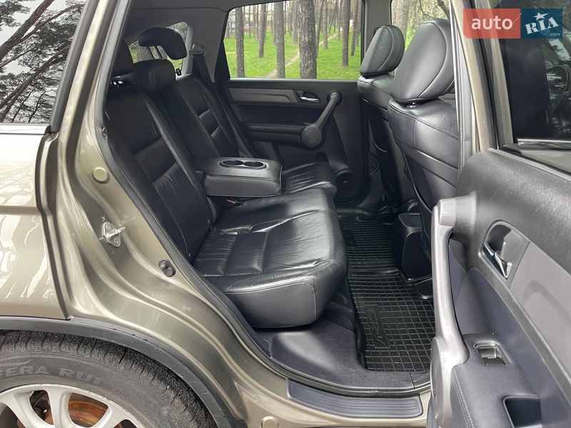 Внедорожник / Кроссовер Honda CR-V 2008 в Киеве