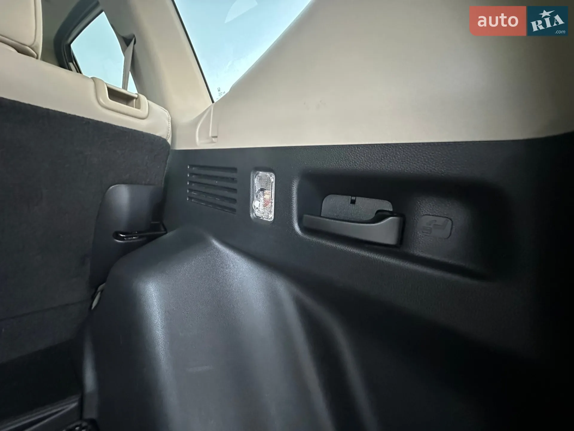 2018 Honda CR-V - мініатюра 31