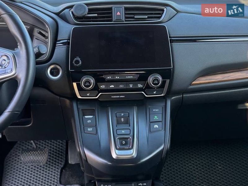 Внедорожник / Кроссовер Honda CR-V 2021 в Киеве