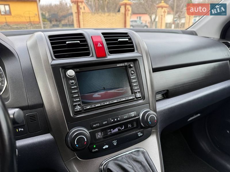 Позашляховик / Кросовер Honda CR-V 2011 в Радивиліві